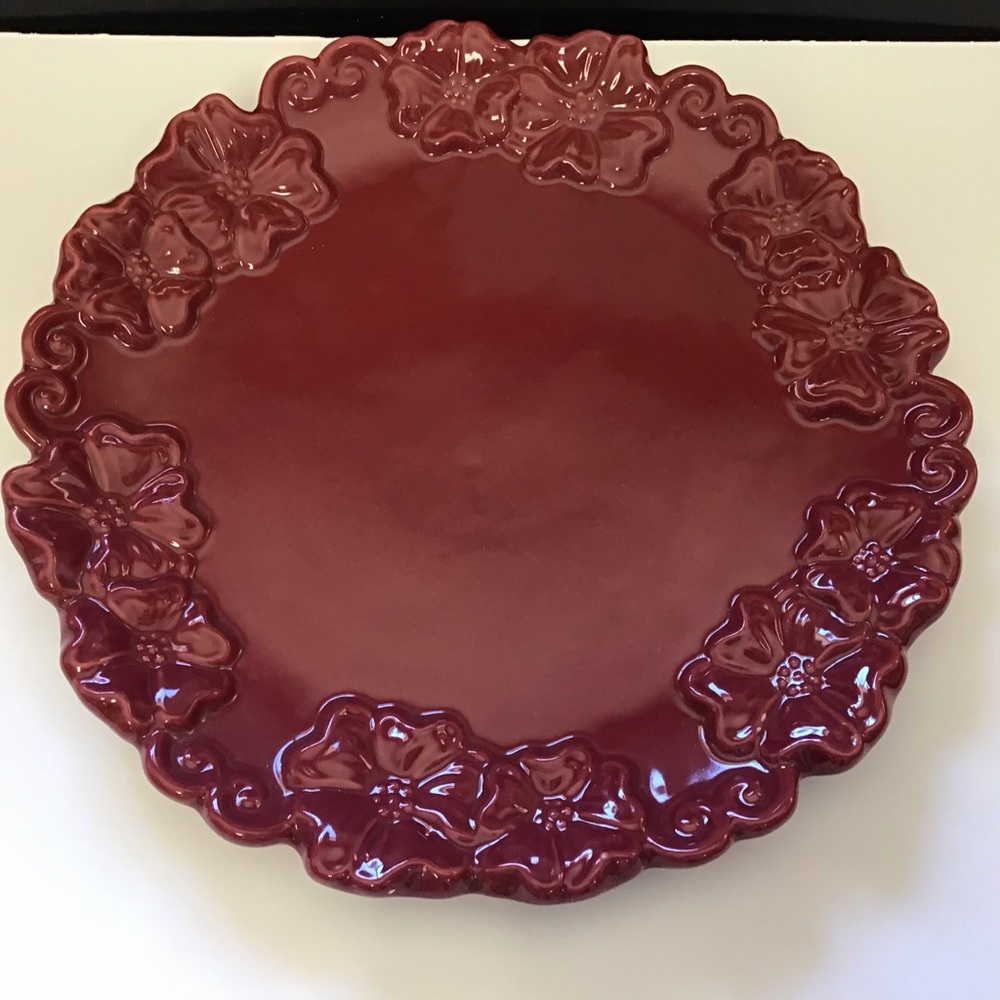 Temptations by Tara Presentable Ovenware Raised Cranberry Floral Relief 8” Dish